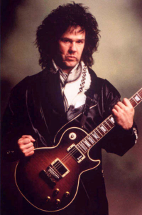 Gary Moore with his The Heritage CM150 prototype